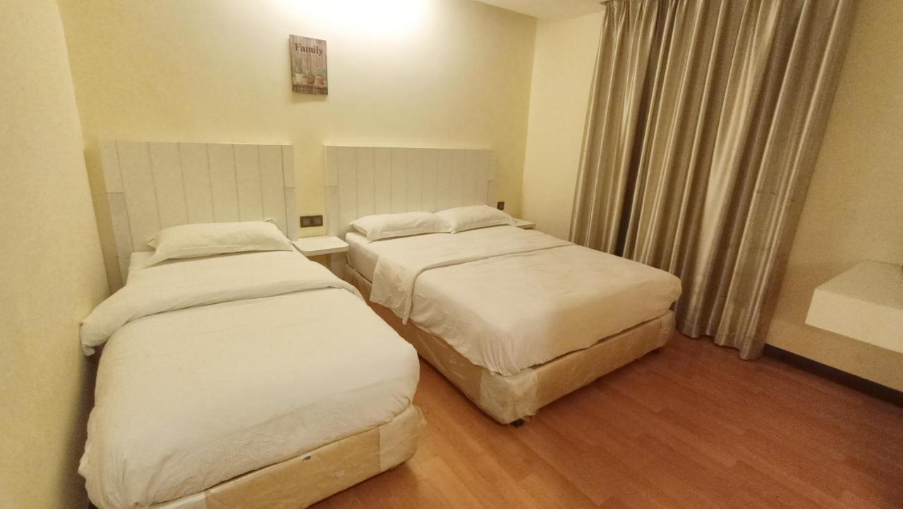 Oyo 90457 Borneo Eco-House Hashtag 12 Boutique Hotel Kota Kinabalu Exterior photo